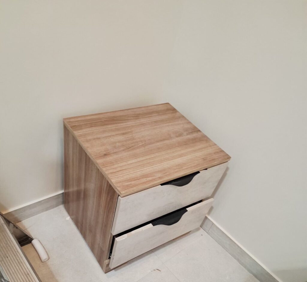 bedside table for sale in Qatar